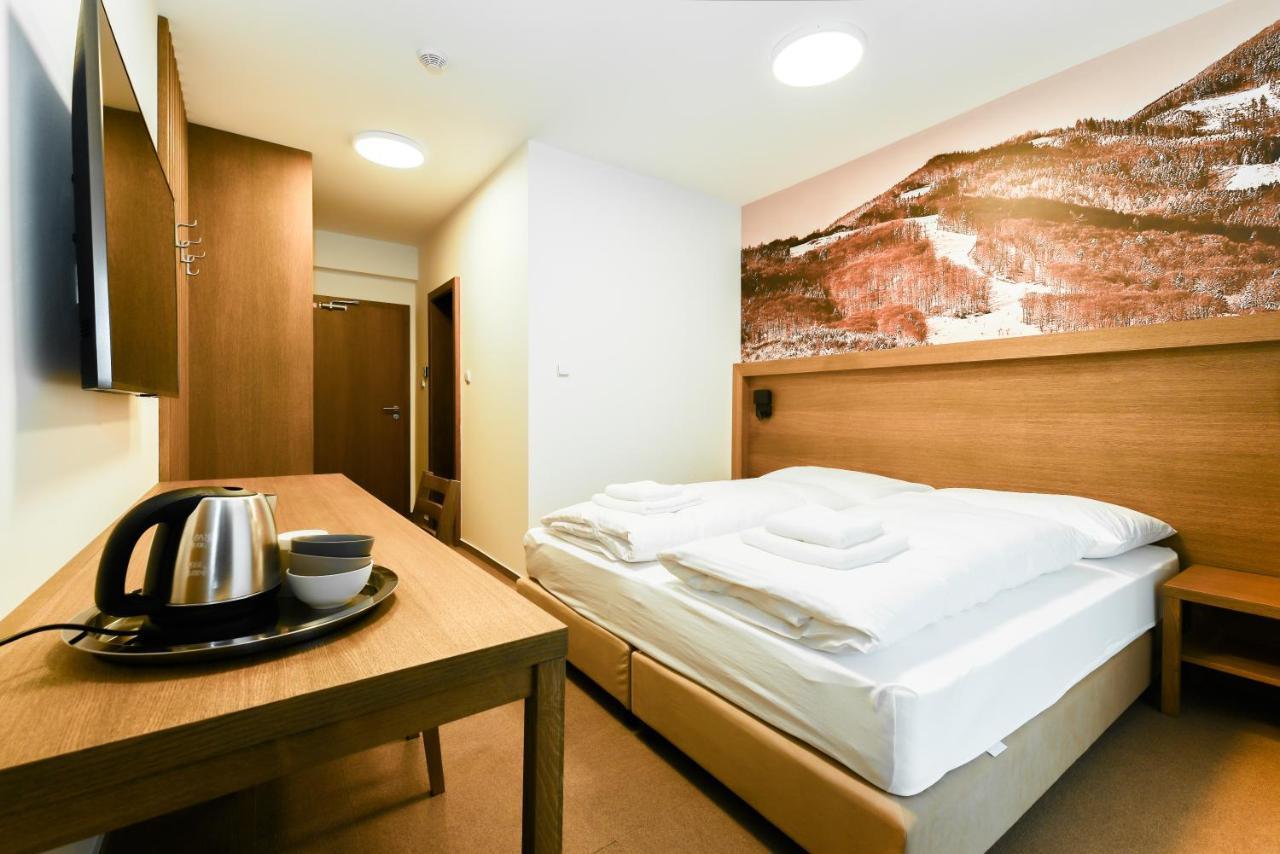 Apartmany Humno Valča Екстериор снимка